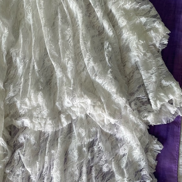 Paris White Floral Lace Dress - Picture 2 of 4